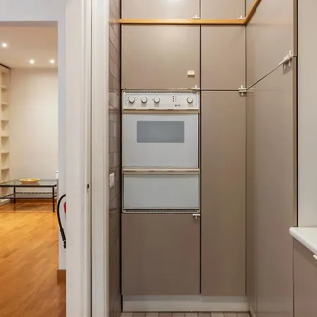 Apartment With Terrace Near Piazza Navona - Fromhometorome Rome